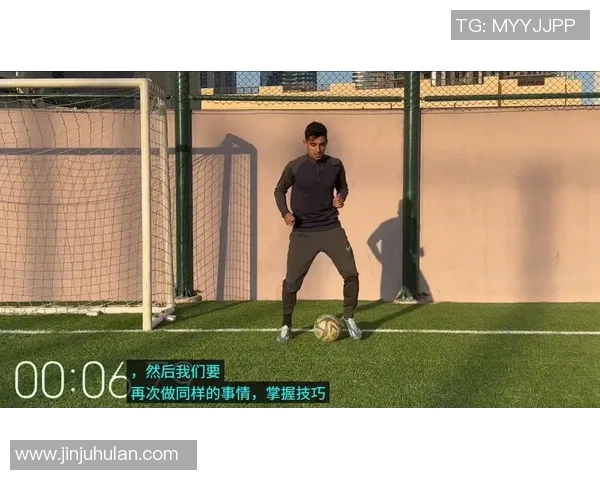 以足球带球直线突破球星为核心探讨速度与控球完美结合的技艺魅力